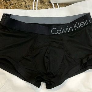 CALVIN KLEIN MODERN BODY-DEFINING fit low rise /bold STRETCH TRUNK